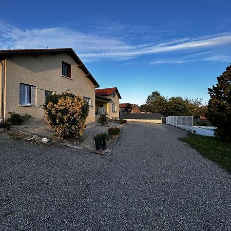 Gite La Garrigue Montbarla Exteriör bild